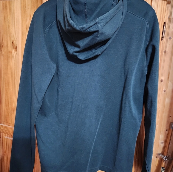 Mens old navy hoodie - Picture 2 of 8